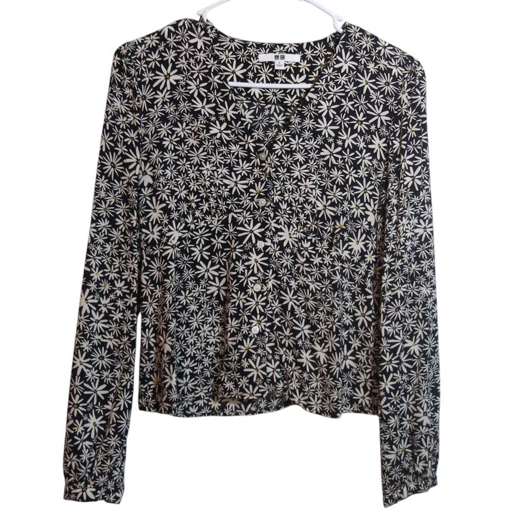 Uniqlo Ditsy Floral Black and White Daisy  Button Up Long Sleeve Top Size Small